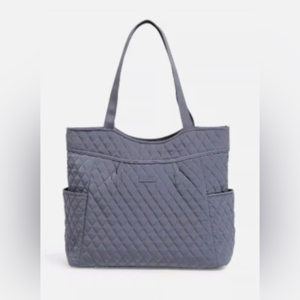 🩶 Vera Bradley 🩶 EUC 🩶 Gray Quilted Tote with Side Pockets & Zip Top